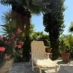Casa Clara Gartenwohnung Nahe Maggiore Апартаменты Besozzo