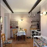 Апартаменты Casa Clara Gartenwohnung Nahe Maggiore
