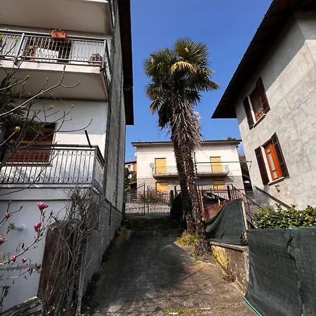 Casa Clara Gartenwohnung Nahe Maggiore Besozzo