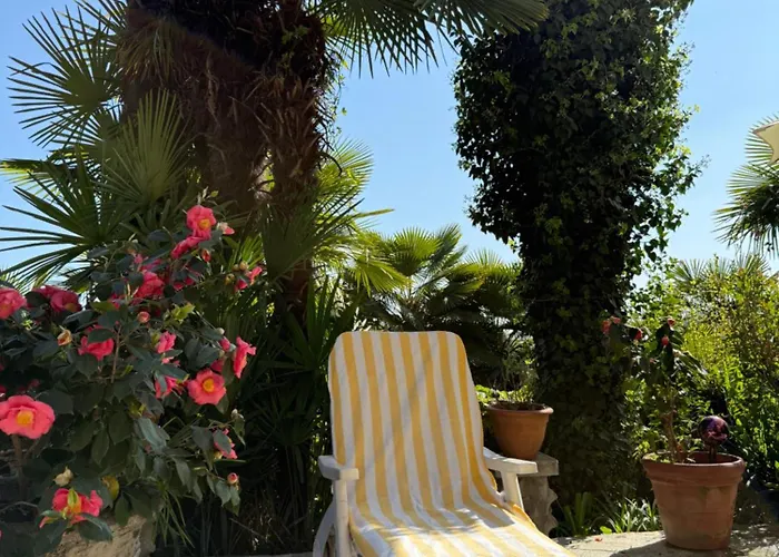 Casa Clara Gartenwohnung Nahe Maggiore Lejlighed Besozzo