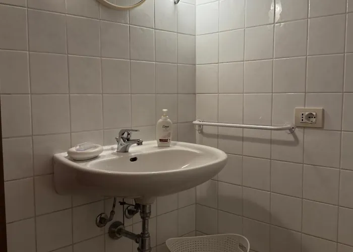 Apartamento Casa Clara Gartenwohnung Nahe Maggiore